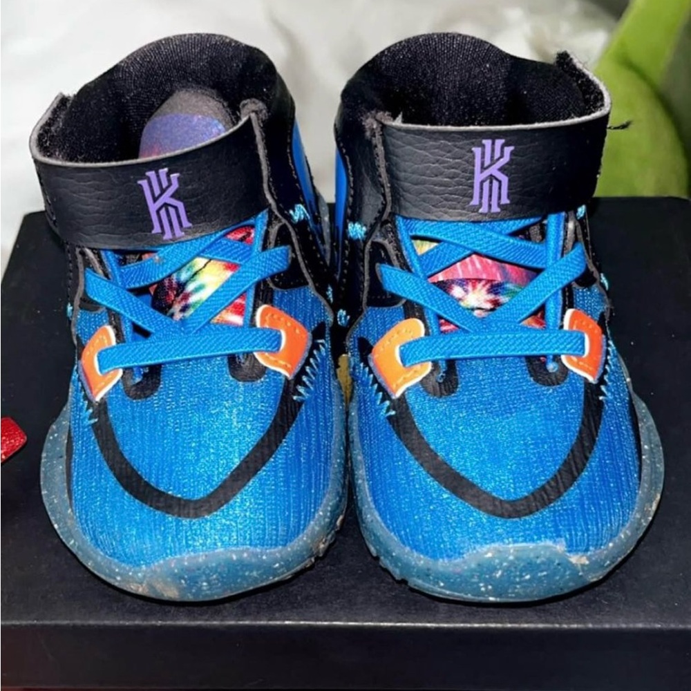 5C Kyrie